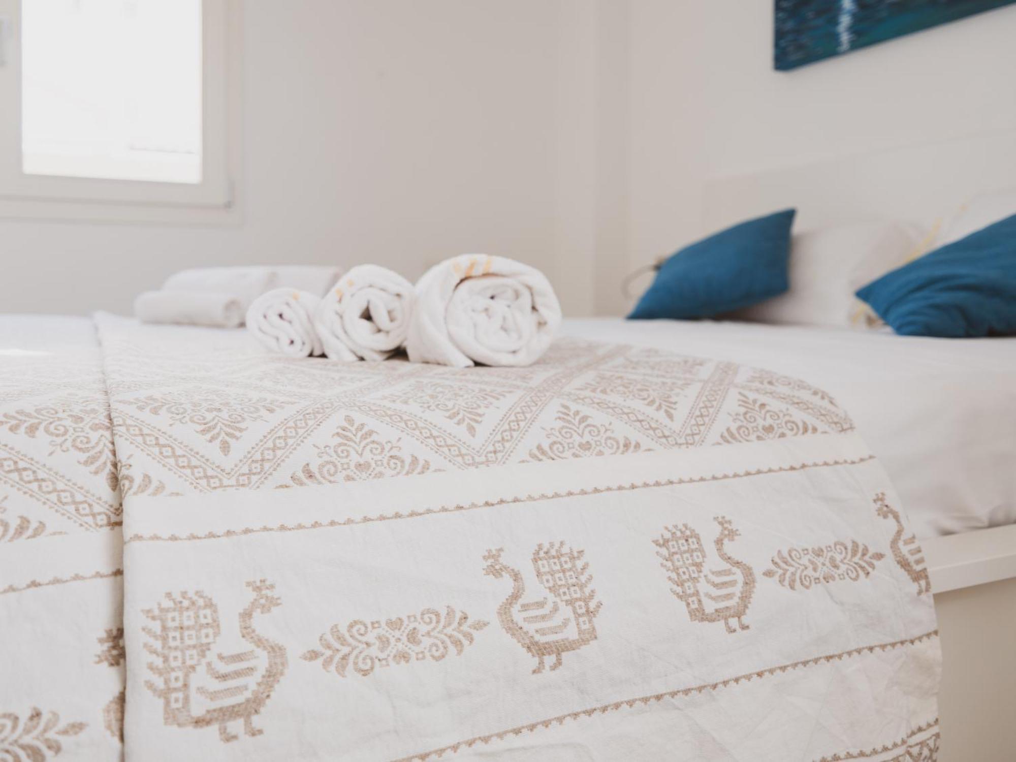 Luxury Suite La Terrazza In Pieno Centro In Каляри Екстериор снимка