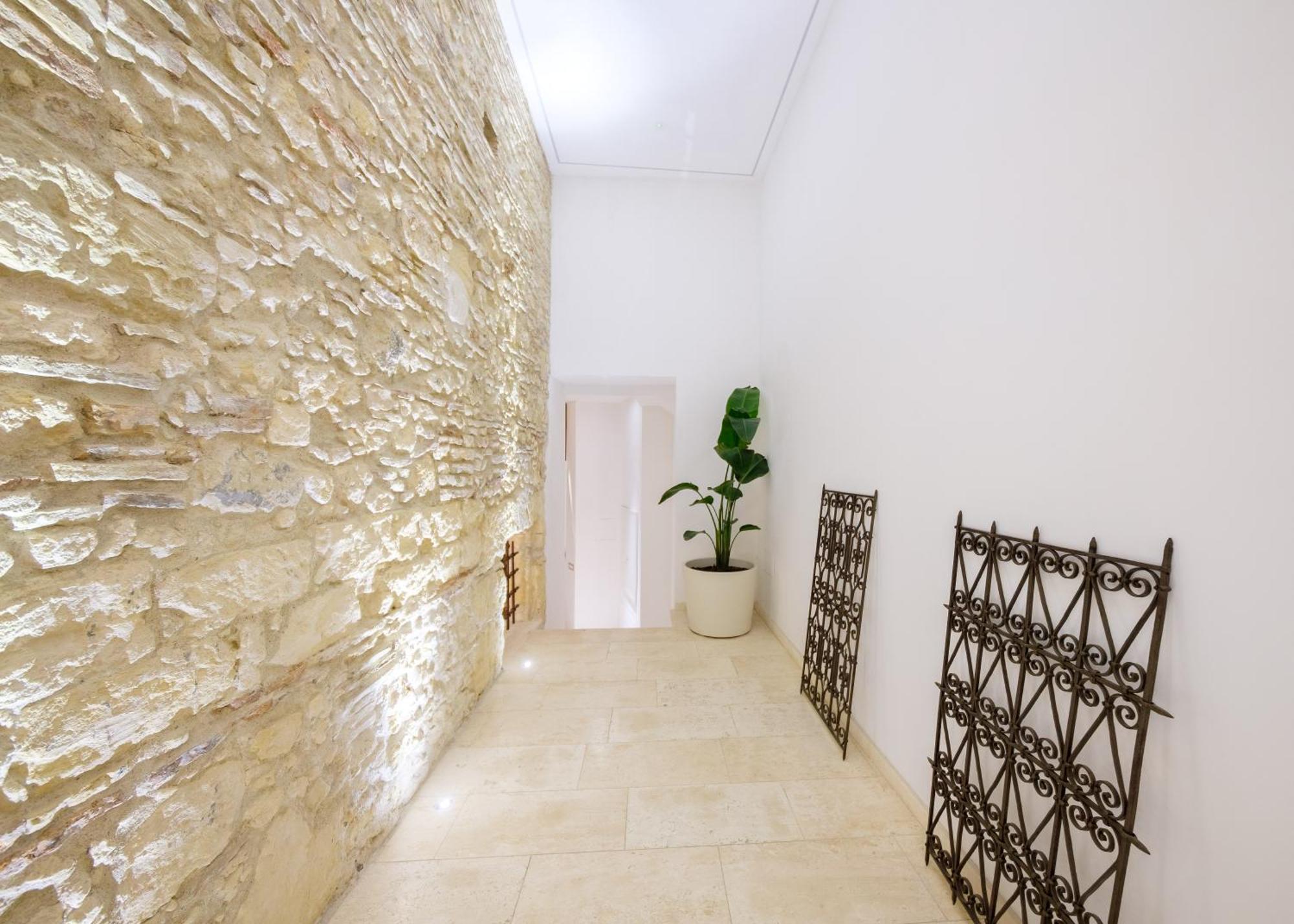 Luxury Suite La Terrazza In Pieno Centro In Каляри Екстериор снимка